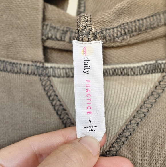 Anthropologie Daily Practice Boxy Pullover Sweatshirt Hoodie - Picture 5 of 8